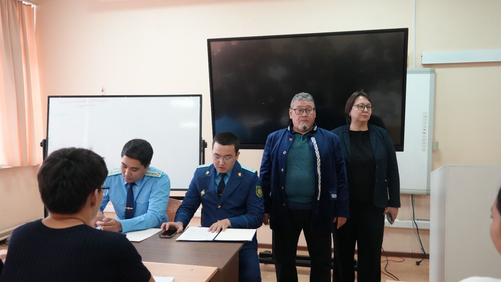 В Университете Кунаева прошла встреча студентов с представителями Департамента прокуратуры г. Алматы