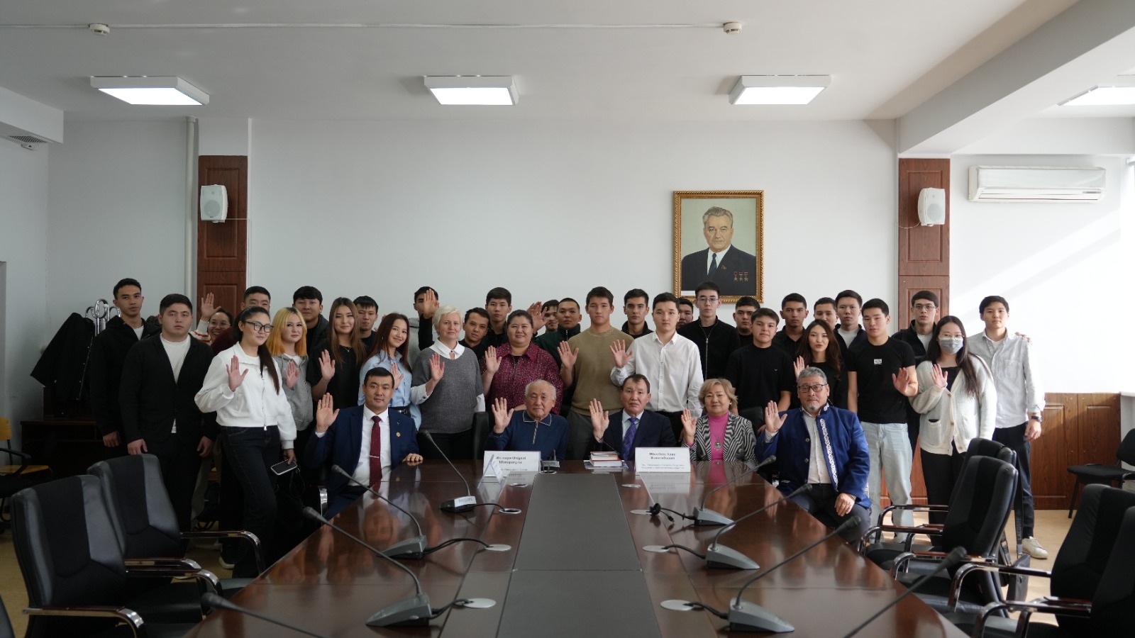 Университете Кунаева 12 ноября 2025 года состоялась гостевая лекция бывшего председателя Агентства Республики Казахстан по противодействию коррупции.