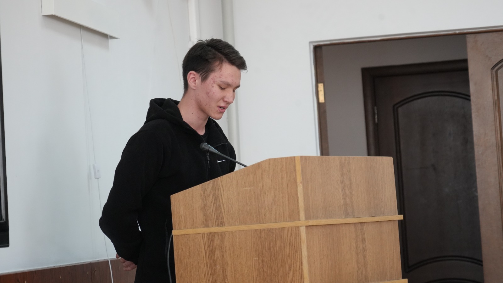 Всемирный день борьбы со СПИДом 1 декабря.