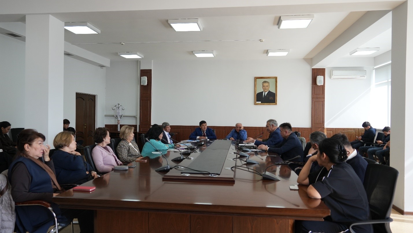 Конституция Республики Казахстан – перспективы государственного и общественного развития страны.