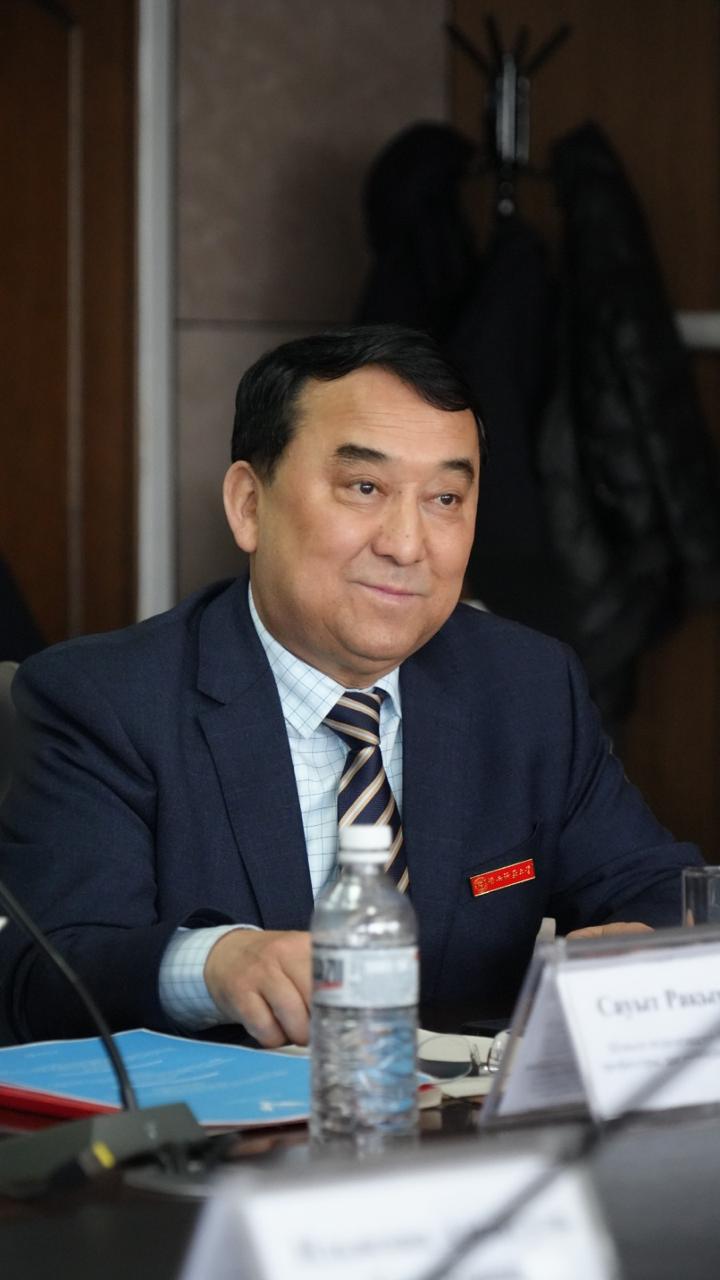 Международный круглый стол на тему: «Международно-правовые проблемы взаимодействия государств ШОС в сфере таможенного дела, пограничным вопросам и экономического сотрудничества».