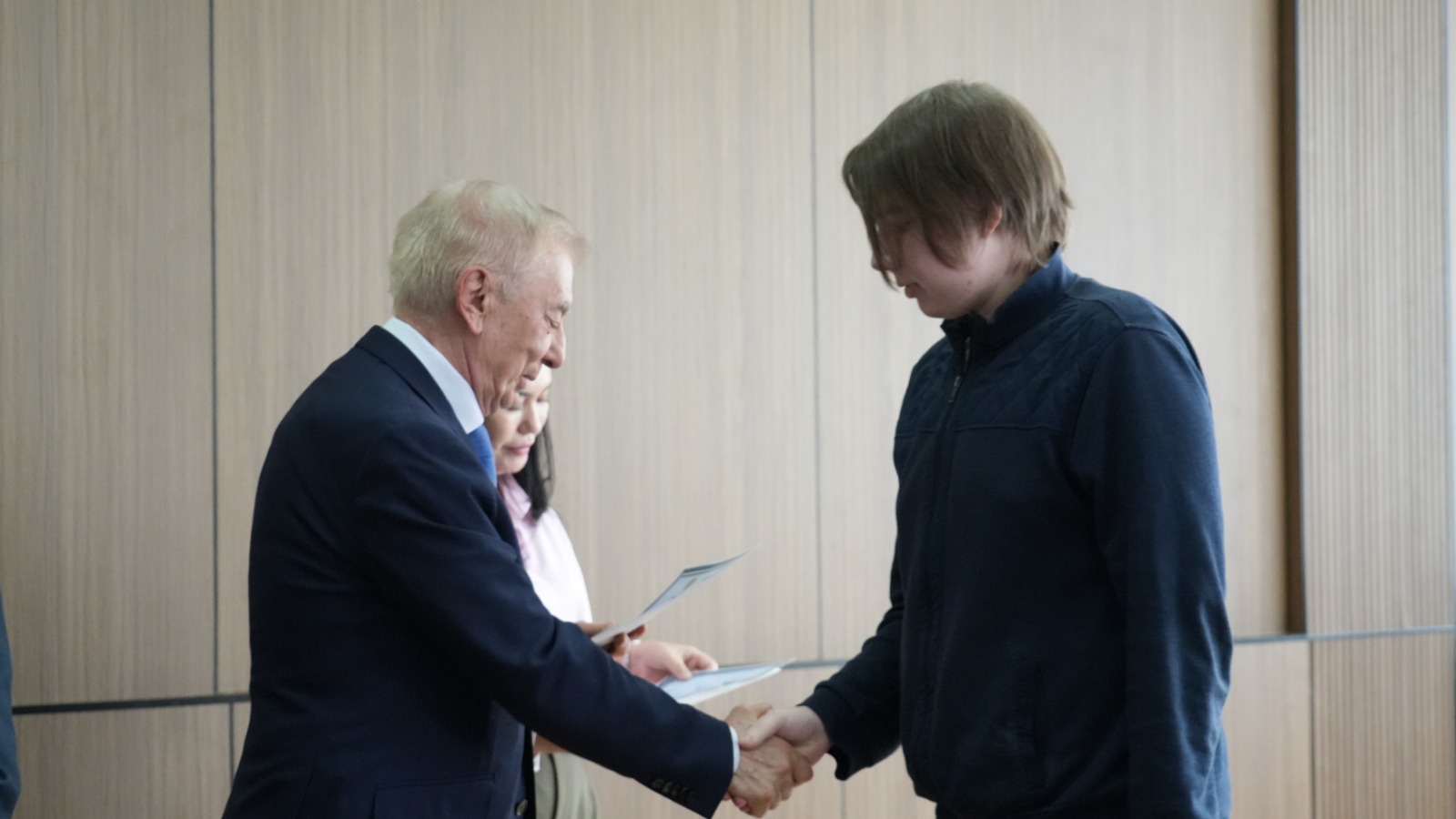 Круглый стол на тему «Наркопреступления и пределы наказания», проведённый в рамках принципа «Закон и порядок».