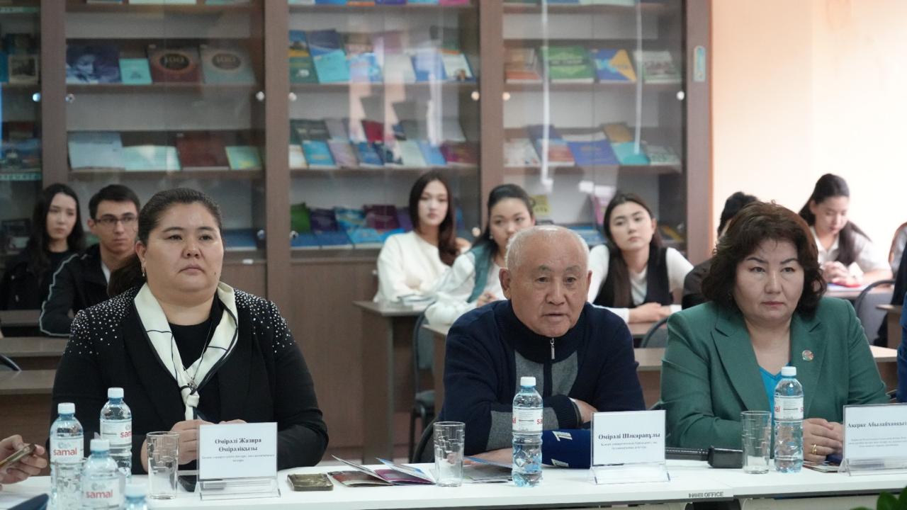 Торжественное открытие выставки «Уголок обмена книгами»